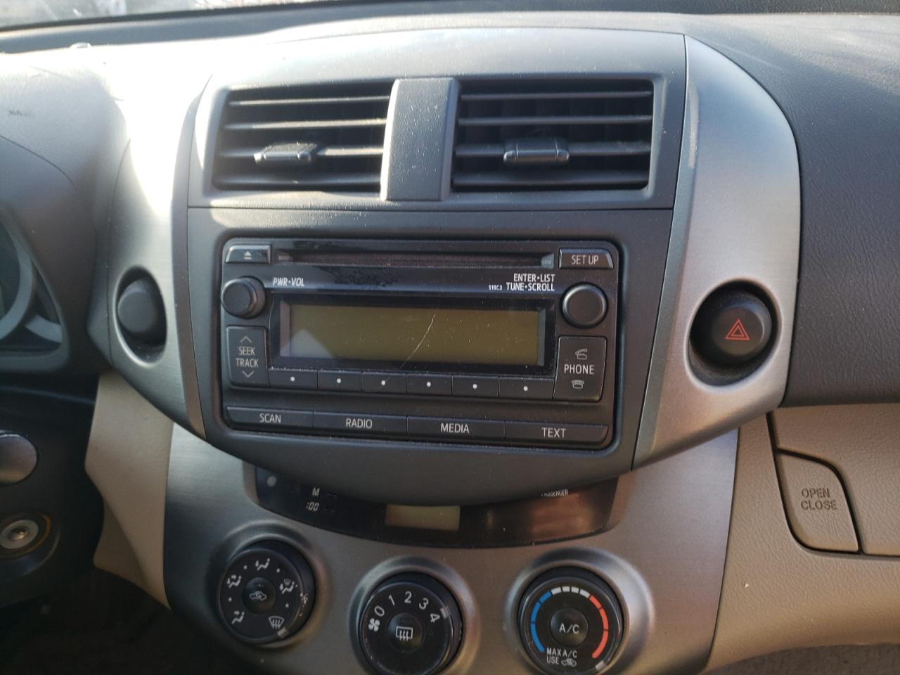 صورة رقم 9 من المزاد - 2012 TOYOTA RAV4 مع VIN 2T3ZF4DVXCW110637
