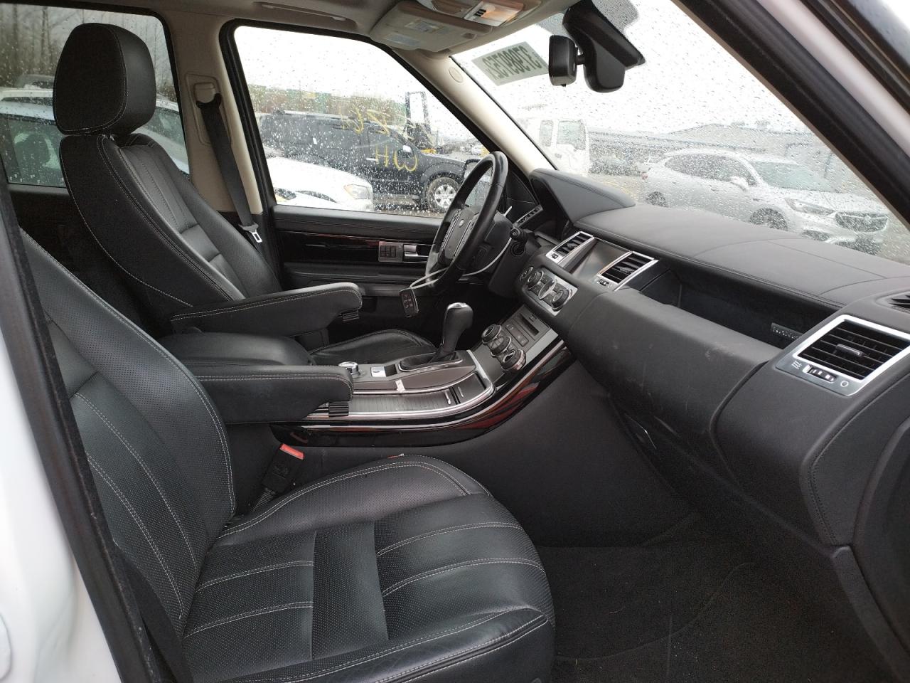 Photo 5 from auction – 2011 LAND ROVER RANGE ROVE with VIN SALSK2D43BA707000