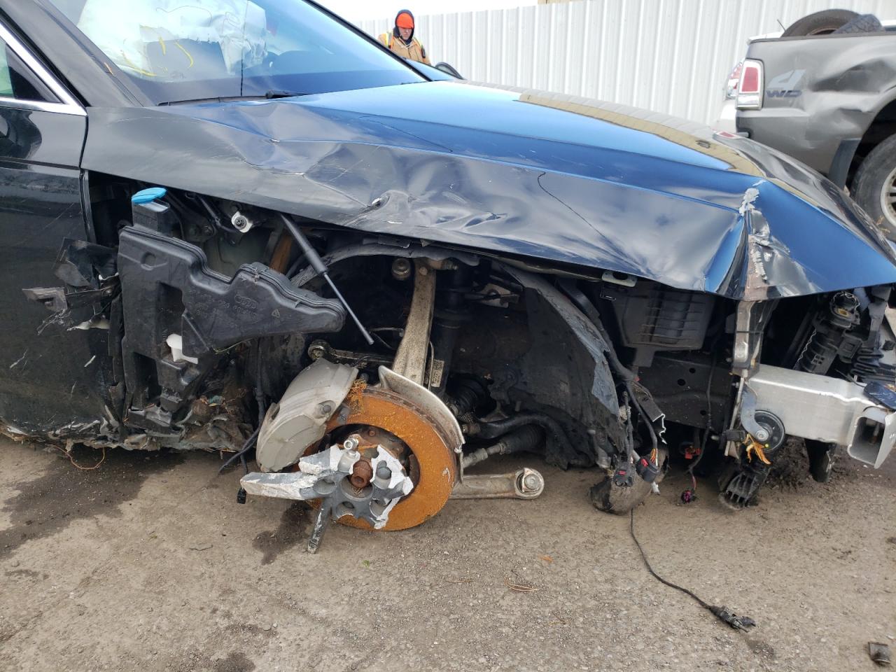Photo 9 from auction – 2017 AUDI A4 PREMIUM with VIN WAUENAF40HN034961