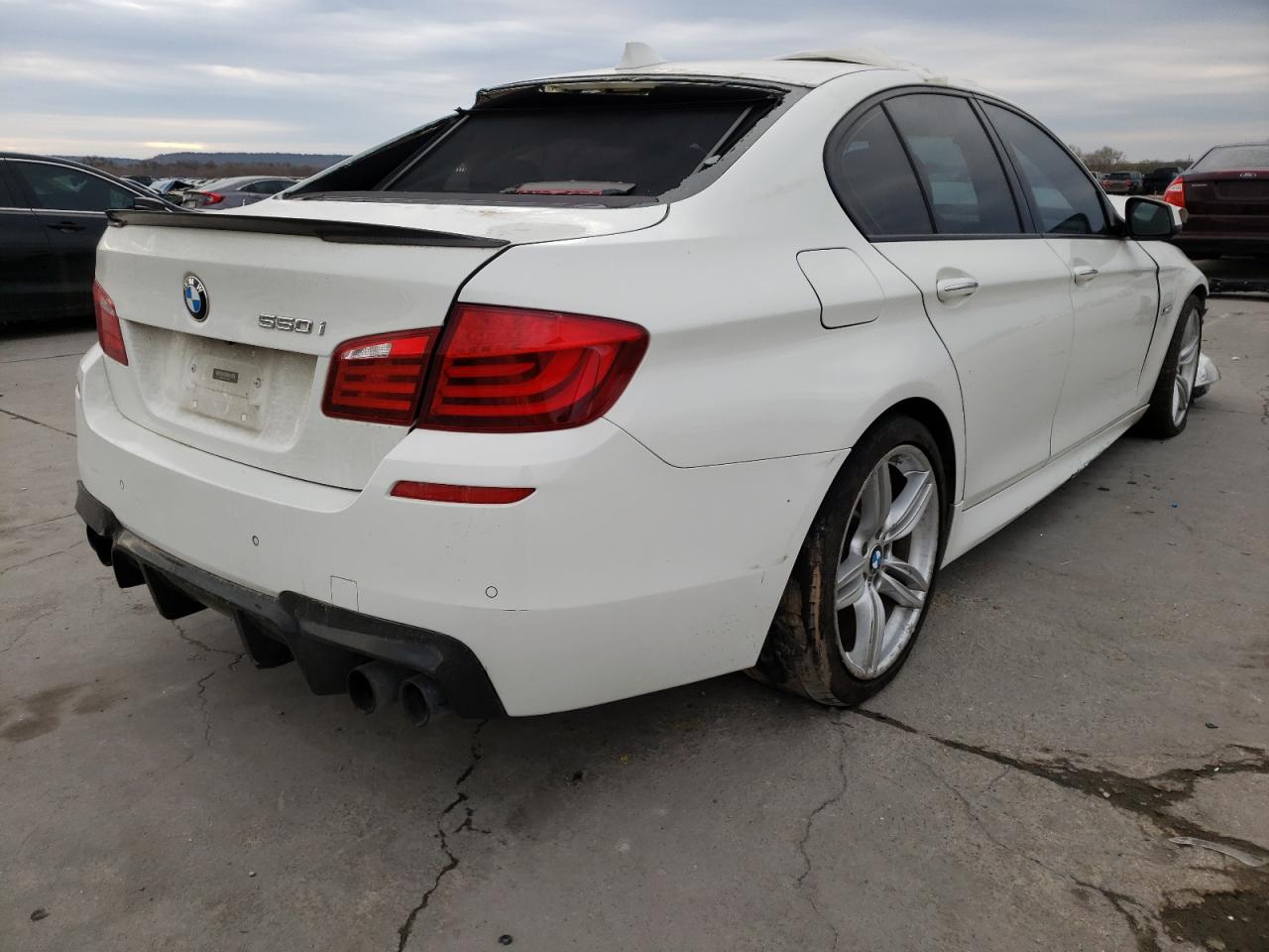 Photo 4 from auction – 2011 BMW 550 I with VIN WBAFR9C58BC758971