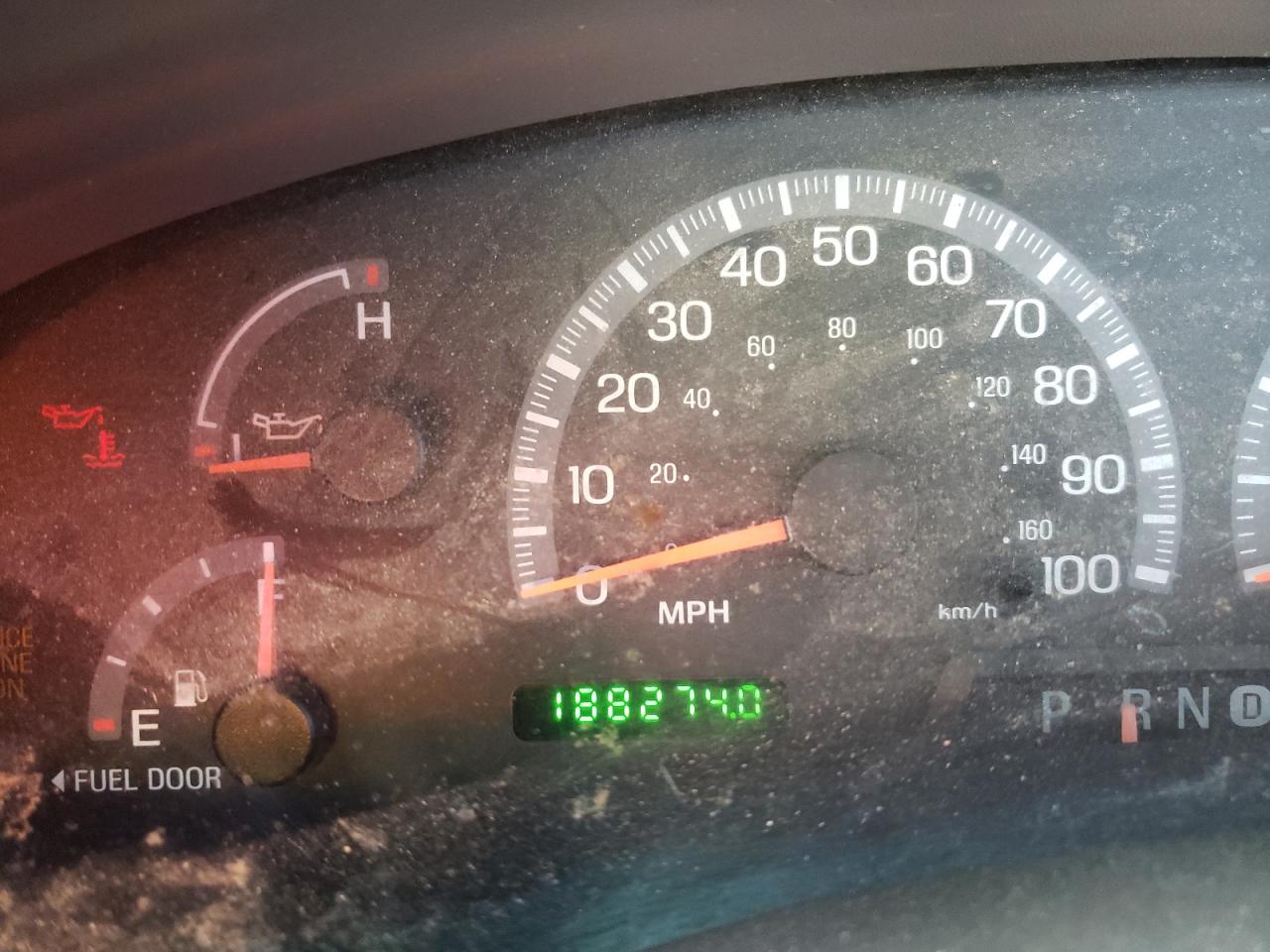 Photo 8 from auction – 2002 FORD F150 with VIN 1FTRF07L72KE03387