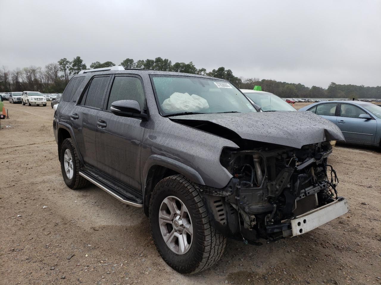 TOYOTA 4RUNNER SR 2016 with VIN JTEZU5JR0G5121688 - Photo from auction