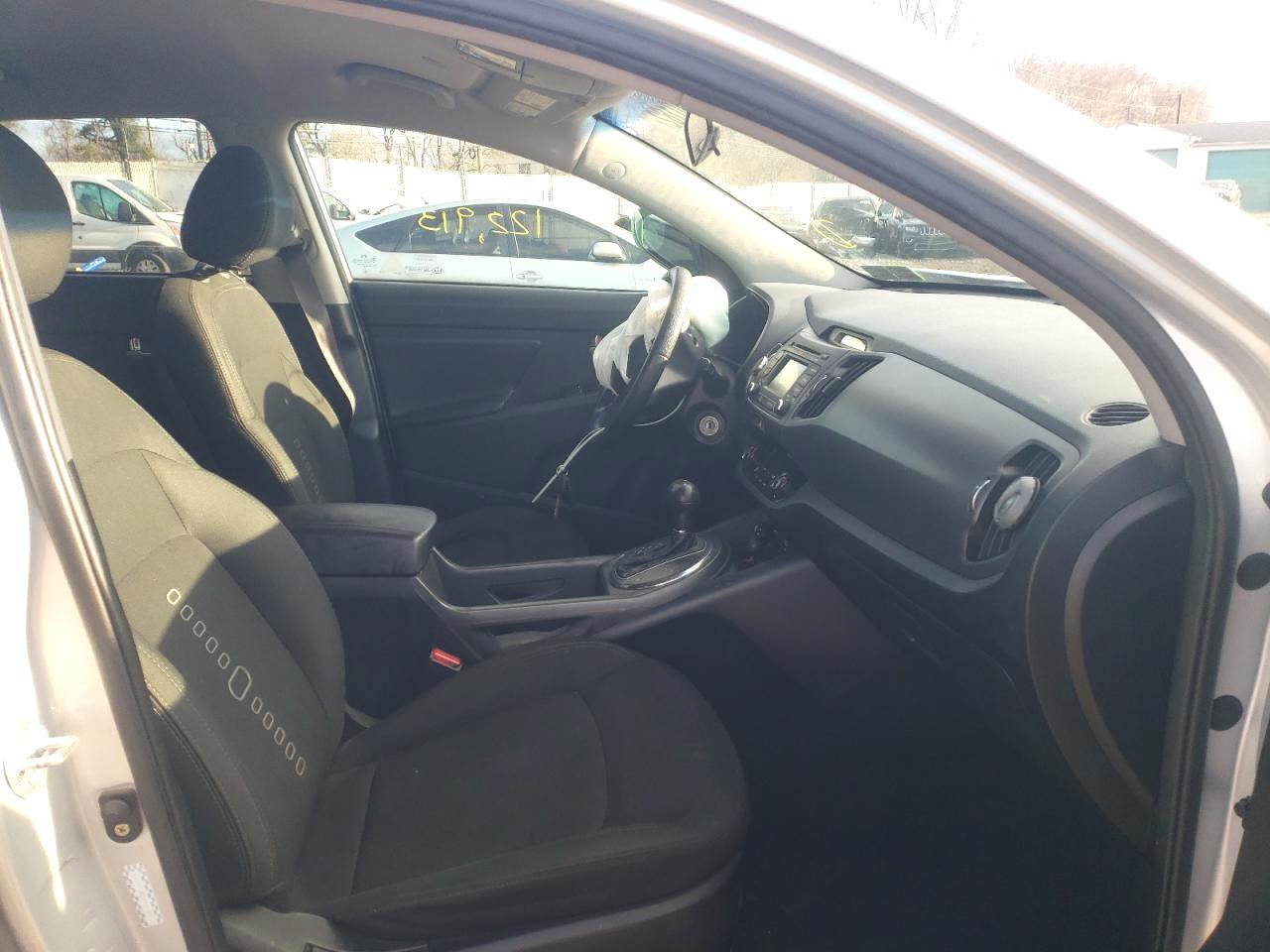 Photo 5 from auction – 2012 KIA SPORTAGE E with VIN KNDPC3A22C7332380