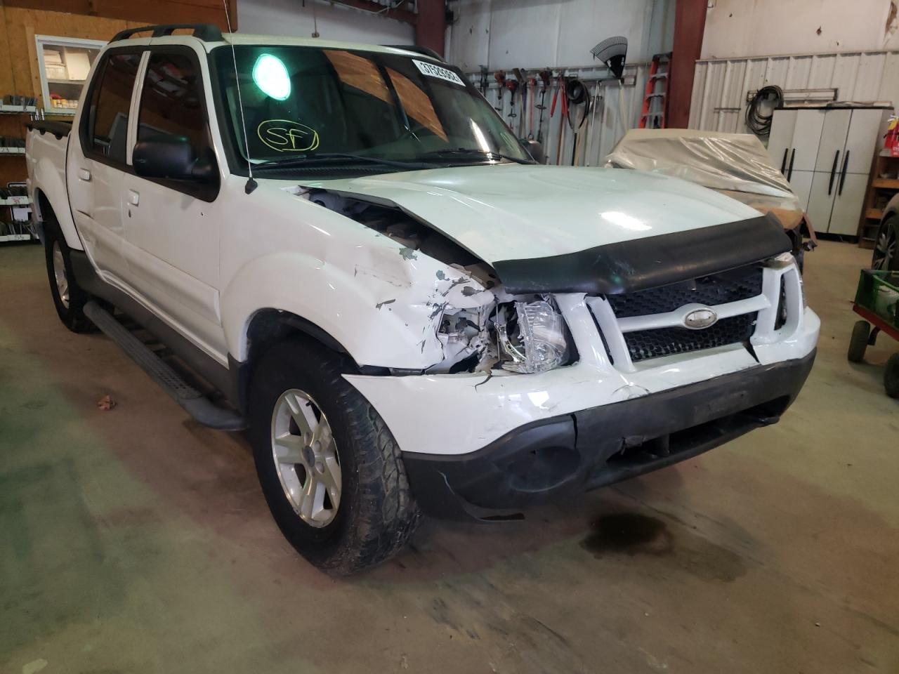 Photo 1 from auction – 2005 FORD EXPLORER S with VIN 1FMZU77K35UA70597