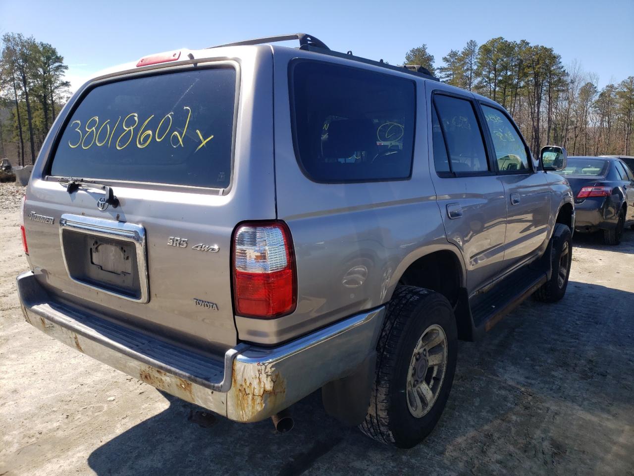 Photo 4 from auction – 2002 TOYOTA 4RUNNER SR with VIN JT3HN86R520366035