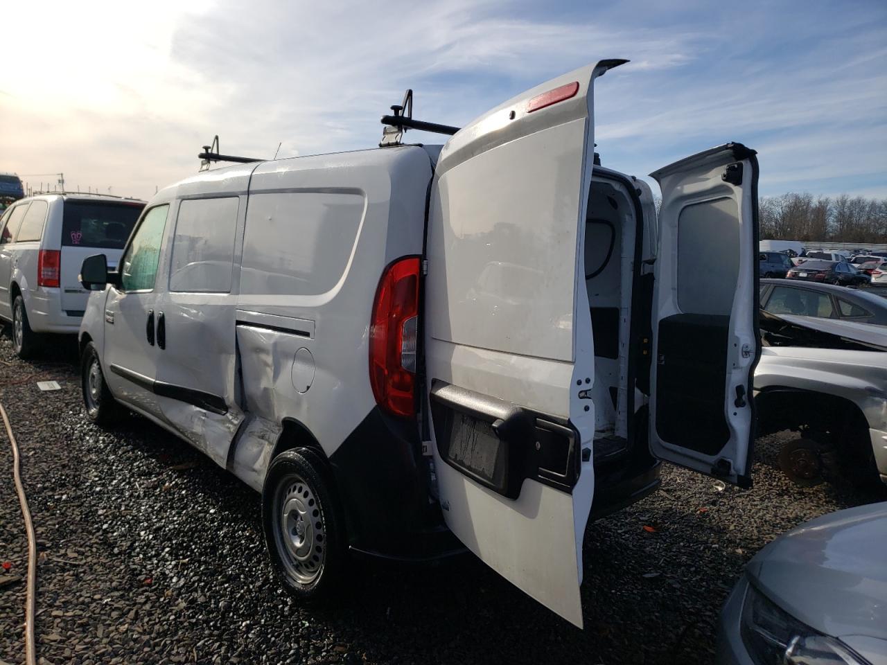 Photo 3 from auction – 2016 RAM PROMASTER with VIN ZFBERFAT1G6C66471