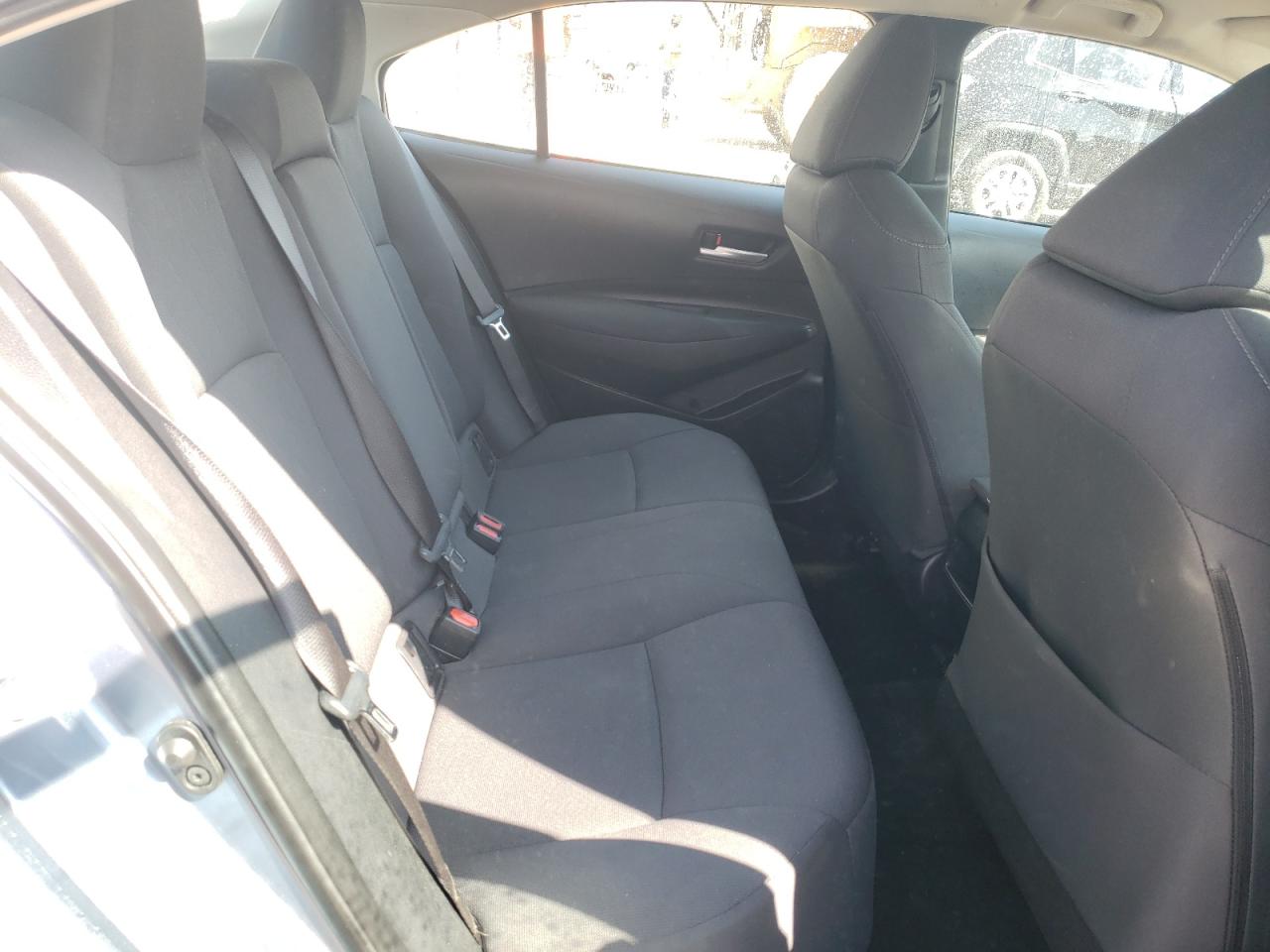 Photo 6 from auction – 2020 TOYOTA COROLLA LE with VIN 5YFEPRAE6LP080477