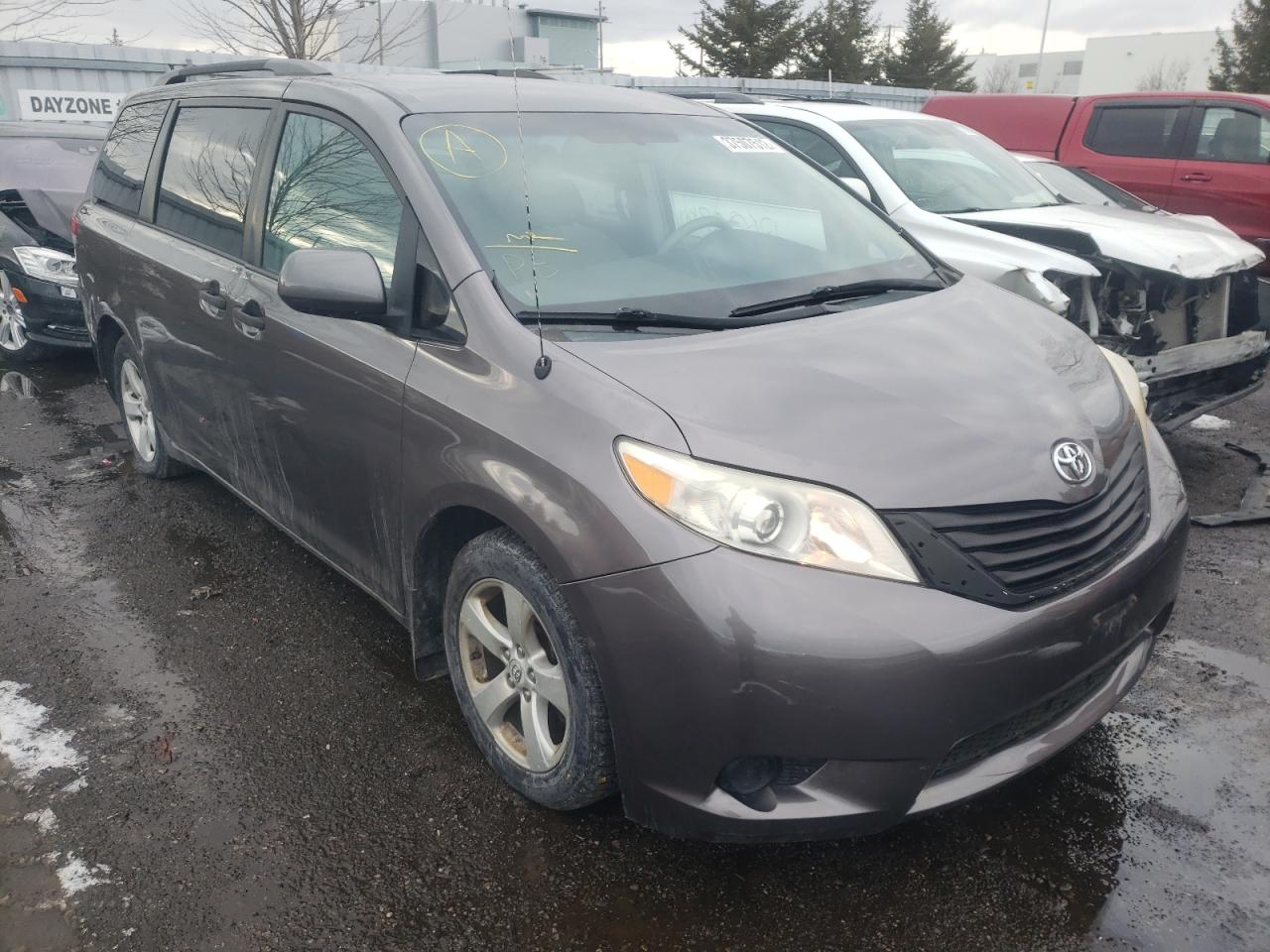 TOYOTA SIENNA 2011 with VIN 5TDZK3DC1BS077919 - Photo from auction