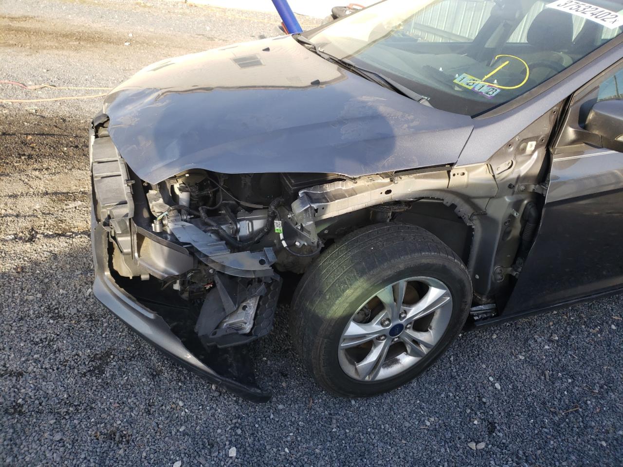 Photo 9 from auction – 2014 FORD FOCUS SE with VIN 1FADP3F27EL251150