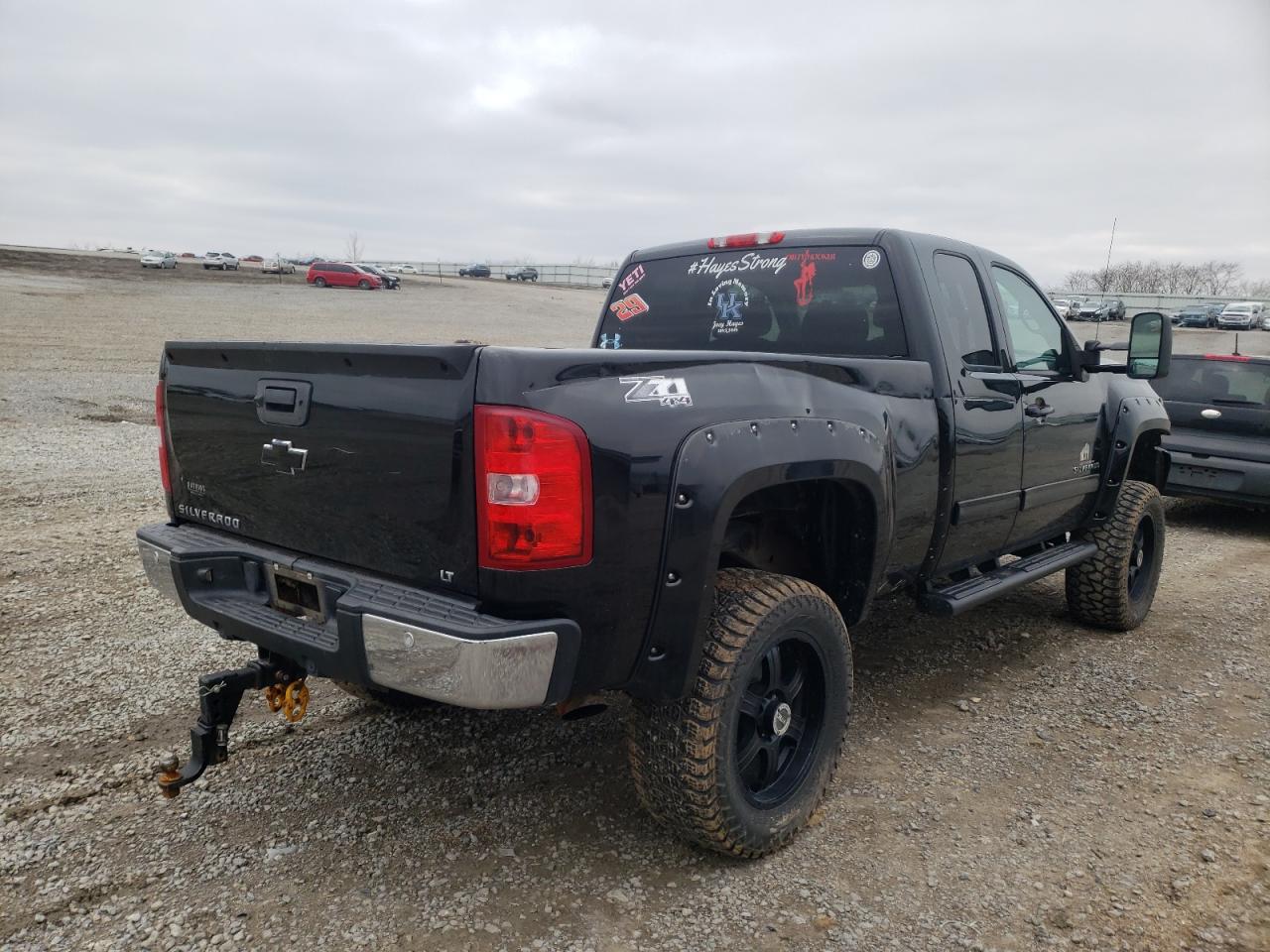 Photo 4 from auction – 2013 CHEVROLET SILVERADO with VIN 1GCRKSE75DZ297870
