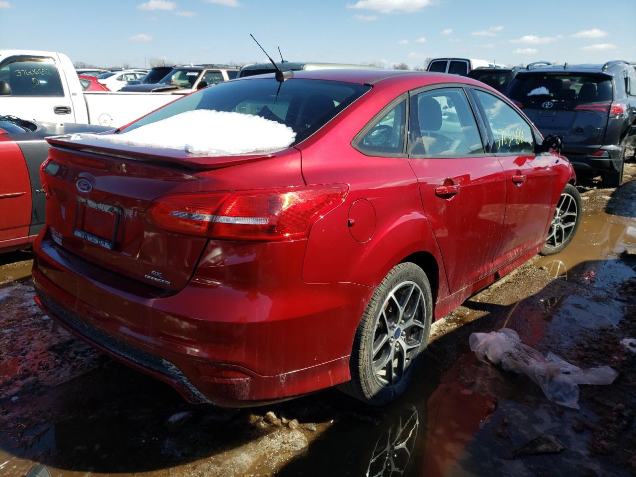 Photo 4 from auction – 2015 FORD FOCUS SE with VIN 1FADP3F28FL346446