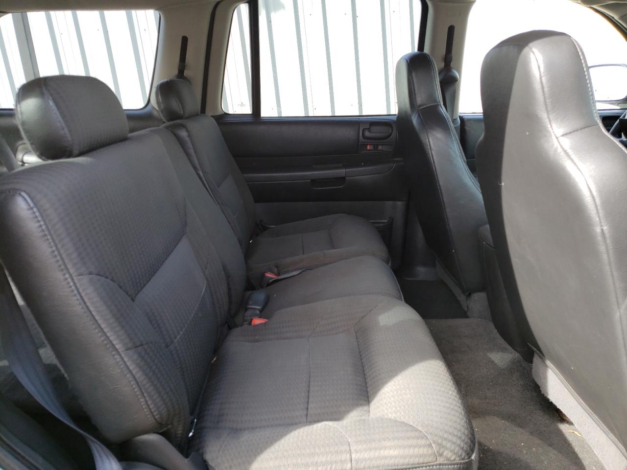 Photo 6 from auction – 2003 DODGE DURANGO with VIN 1D4HS38Z73F609981