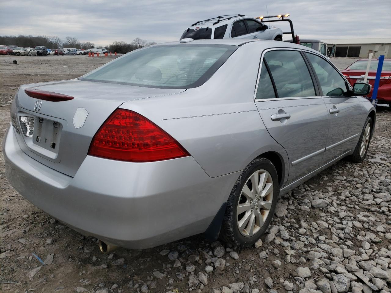 Photo 4 from auction – 2006 HONDA ACCORD with VIN 1HGCM66566A072283