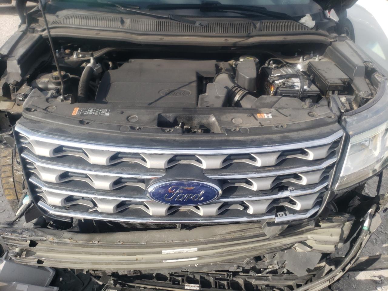 Zdjęcie 7 z aukcji – 2017 FORD EXPLORER X z VIN 1FM5K7D86HGB20991