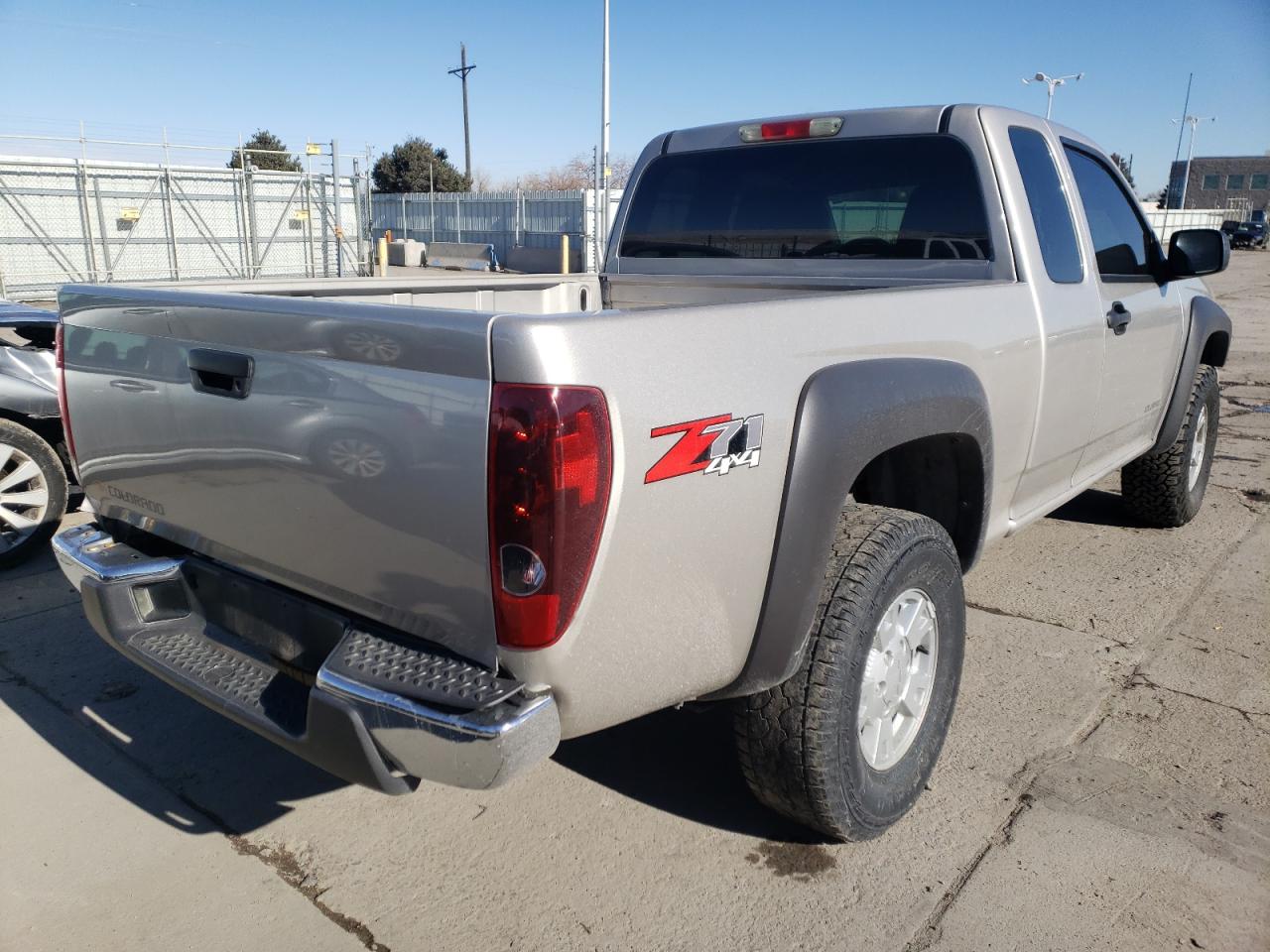 Photo 4 from auction – 2005 CHEVROLET COLORADO with VIN 1GCDT198X58290294