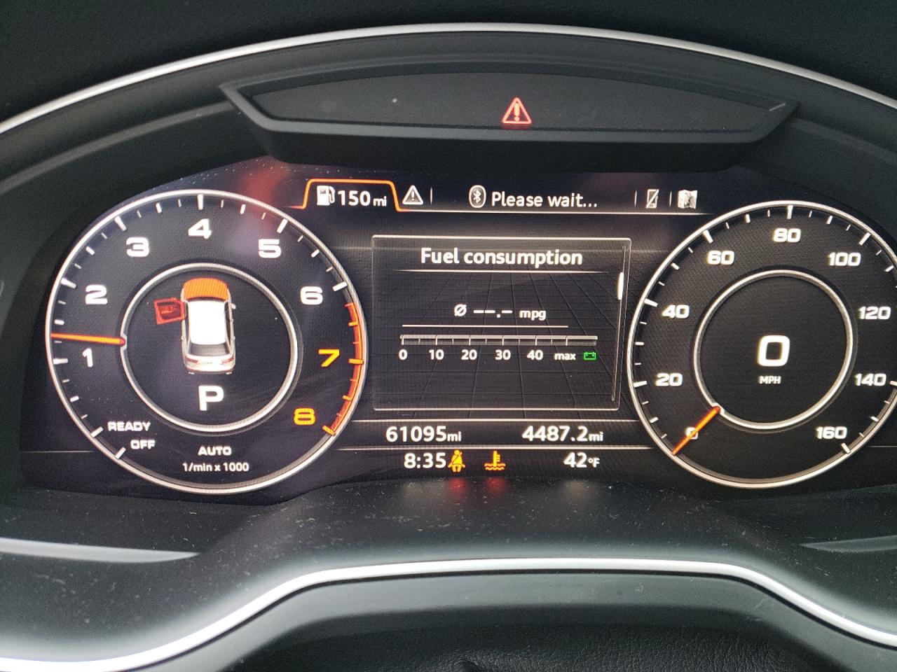 Photo 8 from auction – 2017 AUDI Q7 PREMIUM with VIN WA1LAAF77HD004792