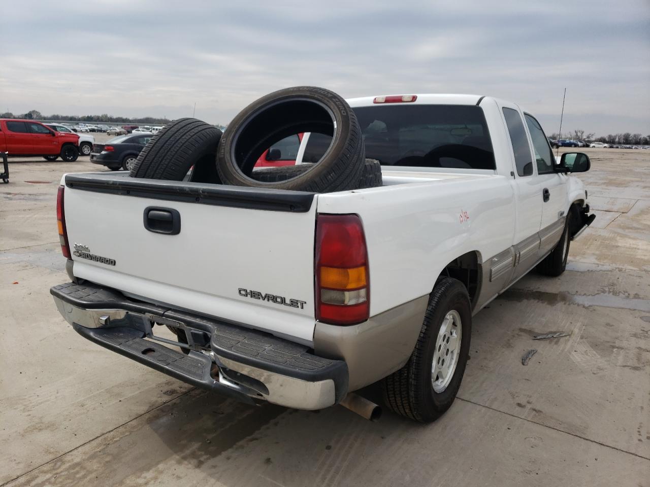 Photo 4 from auction – 2002 CHEVROLET SILVERADO with VIN 2GCEC19V621164426