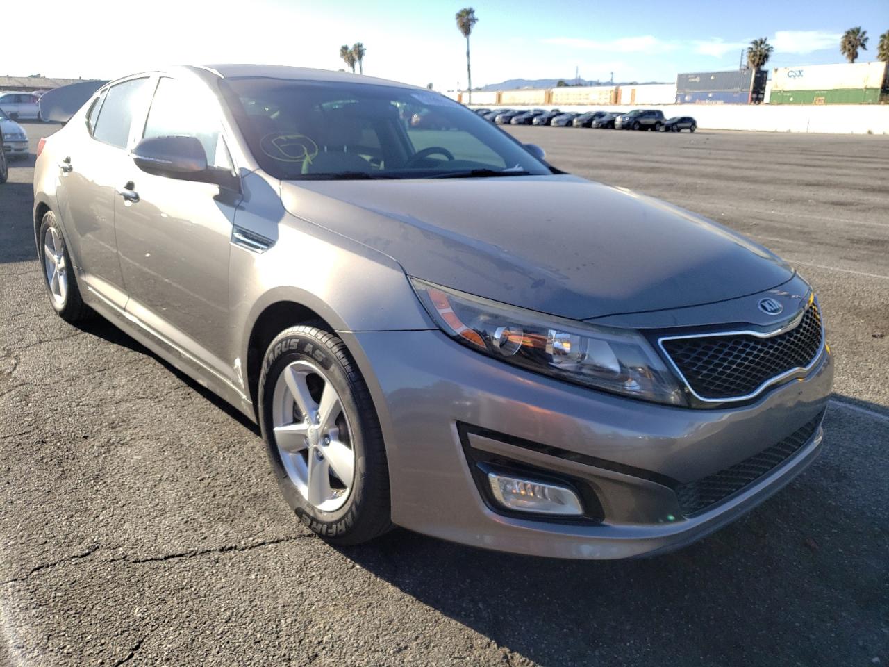 KIA OPTIMA LX 2015 with VIN 5XXGM4A7XFG501264 - Photo from auction