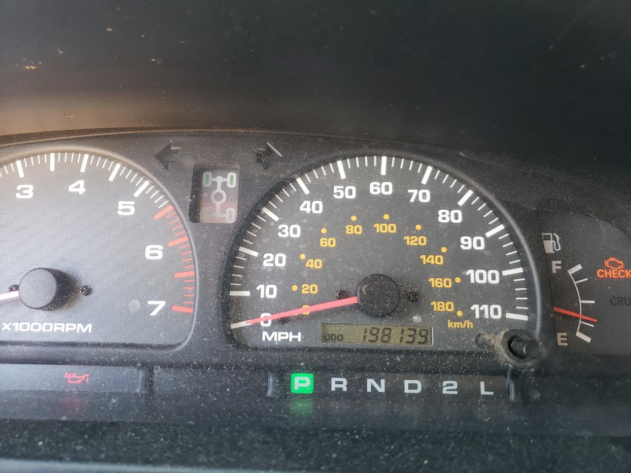 Photo 8 from auction – 2002 TOYOTA 4RUNNER SR with VIN JT3HN86R520366035