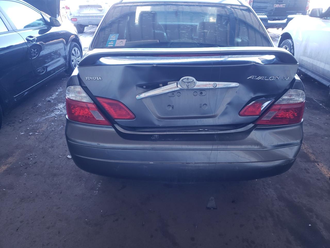 Photo 9 from auction – 2004 TOYOTA AVALON XL with VIN 4T1BF28B64U340059