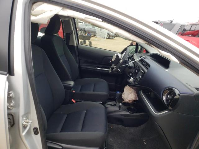 Photo 5 from auction – 2016 TOYOTA PRIUS C with VIN JTDKDTB32G1118934