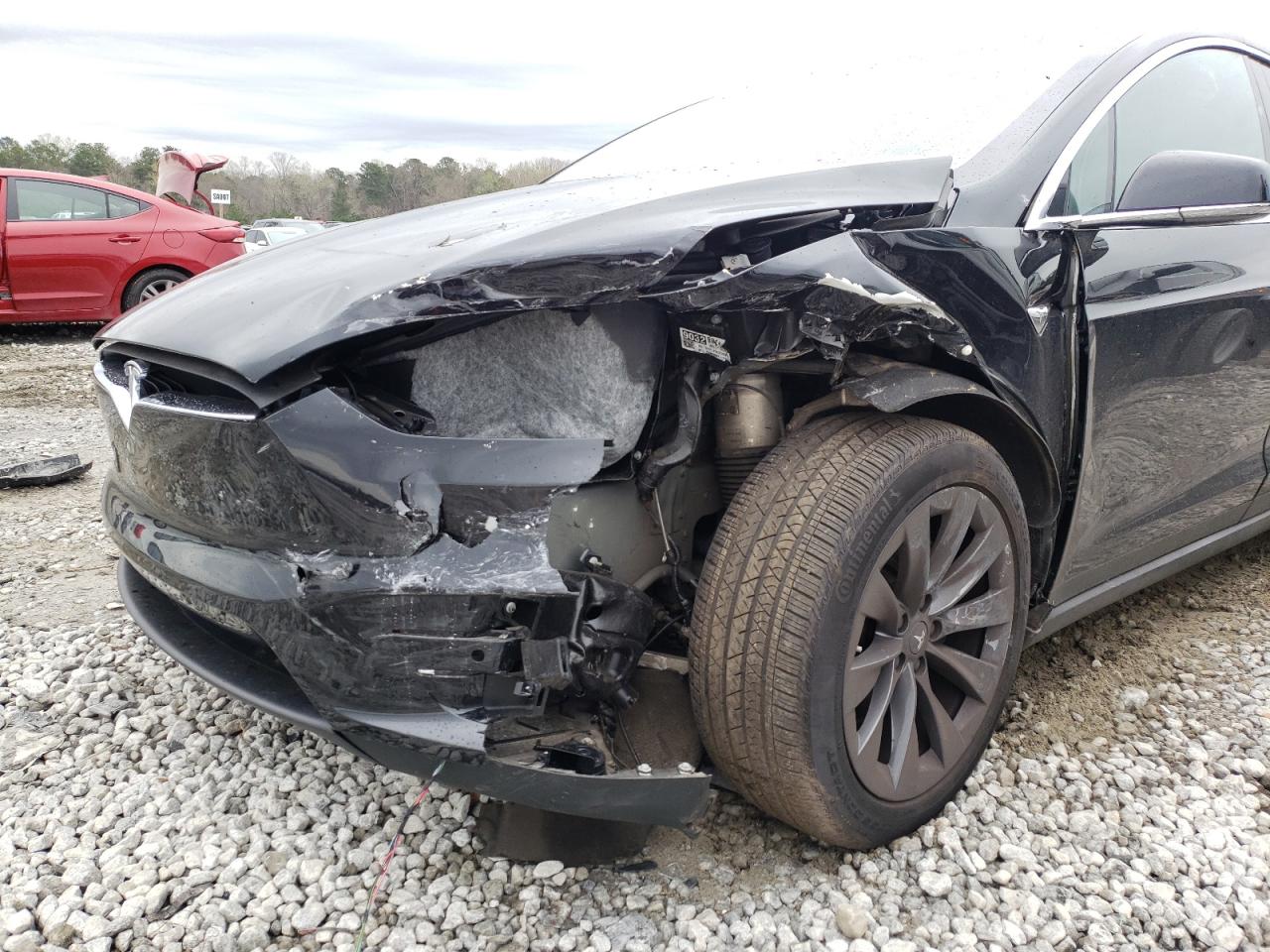 Photo 9 from auction – 2017 TESLA MODEL X with VIN 5YJXCDE24HF079533