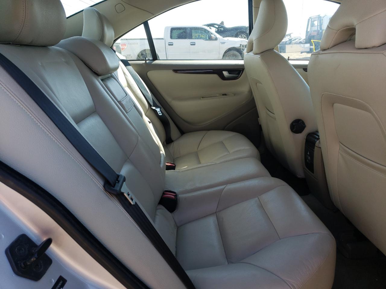 Photo 6 from auction – 2007 VOLVO S60 2.5T with VIN YV1RS592172636342