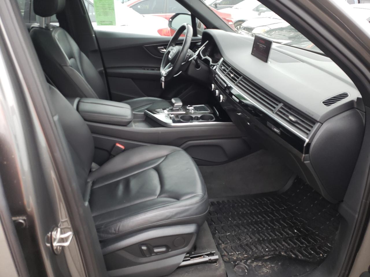 Photo 5 from auction – 2017 AUDI Q7 PREMIUM with VIN WA1LAAF77HD004792