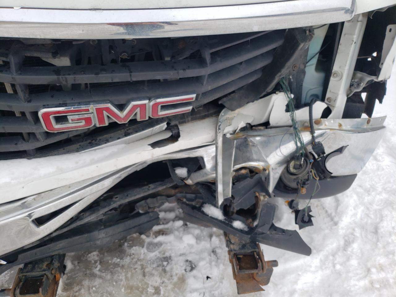 Photo 9 from auction – 2008 GMC SIERRA K25 with VIN 1GTHK29K98E185483