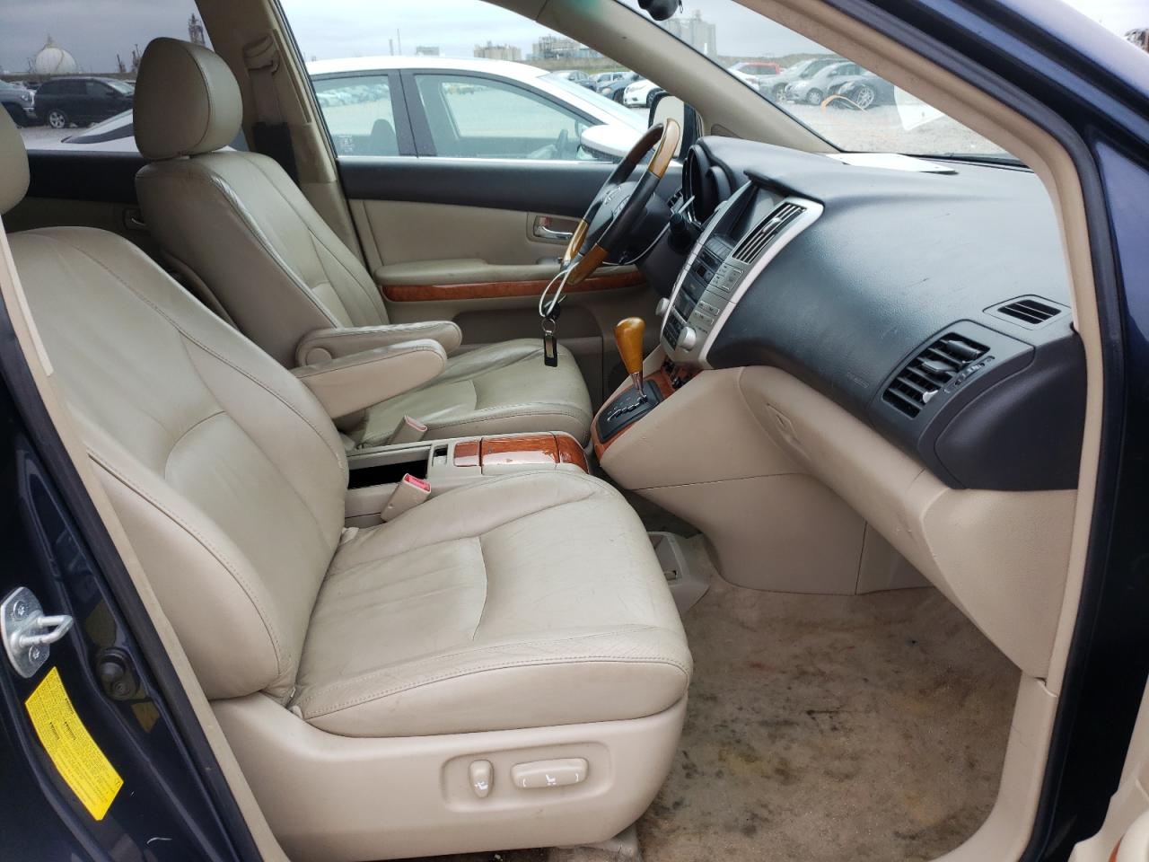 Photo 5 from auction – 2006 LEXUS RX 400 with VIN JTJHW31U762005887