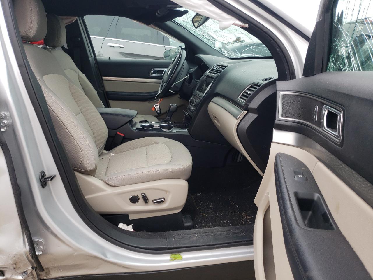 Photo 5 from auction – 2018 FORD EXPLORER X with VIN 1FM5K7D8XJGC12398