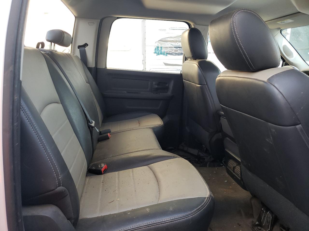 Photo 6 from auction – 2012 DODGE RAM 3500 S with VIN 3C63DRGL2CG292067