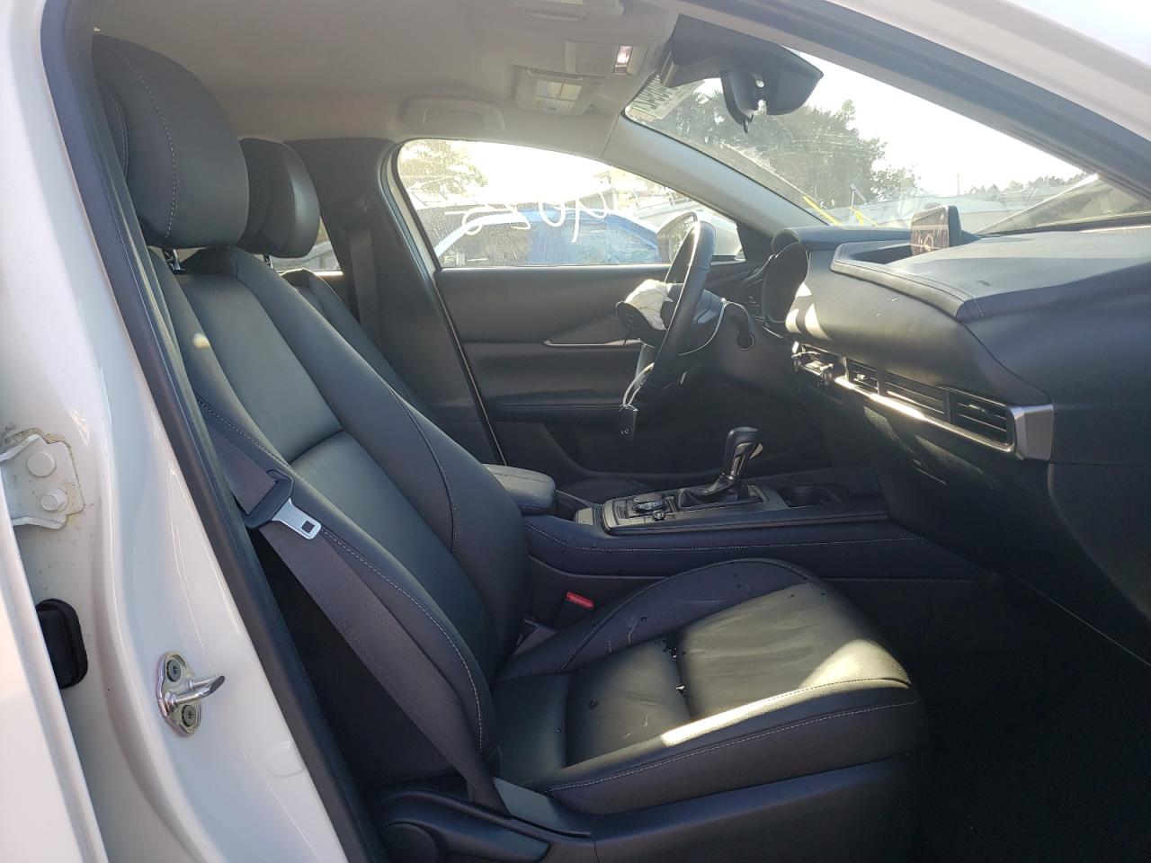 Photo 5 from auction – 2021 MAZDA CX-30 SELE with VIN 3MVDMABL1MM207291