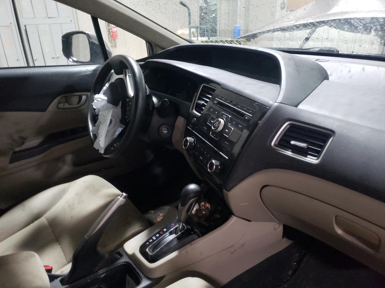 Photo 9 from auction – 2013 HONDA CIVIC LX with VIN 2HGFB2F52DH566134