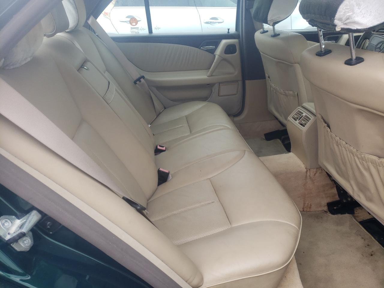 Photo 6 from auction – 1997 MERCEDES-BENZ E 420 with VIN WDBJF72F4VA147628