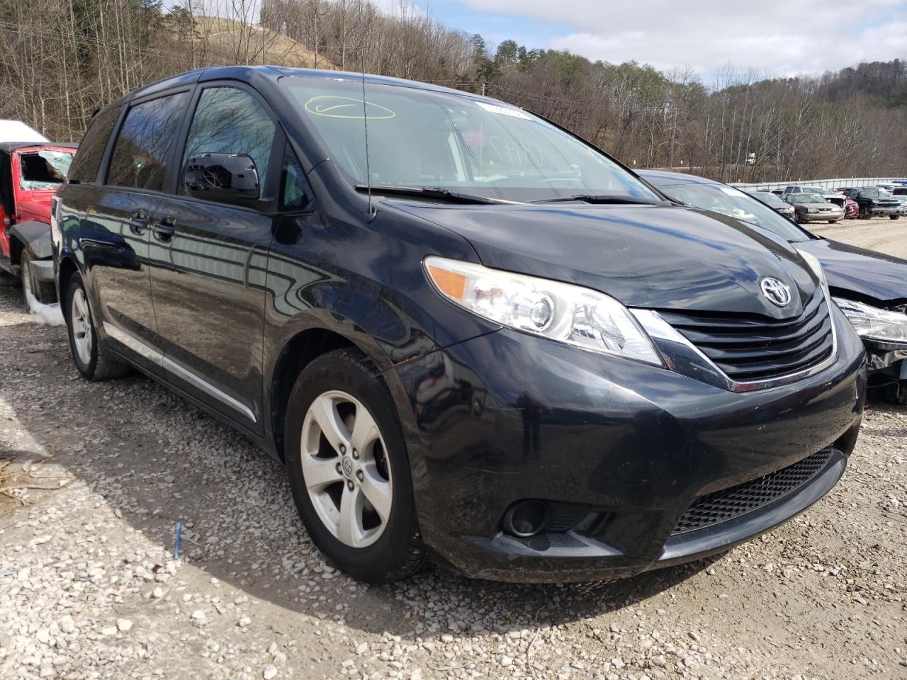 Photo 1 from auction – 2014 TOYOTA SIENNA LE with VIN 5TDKK3DC8ES509959