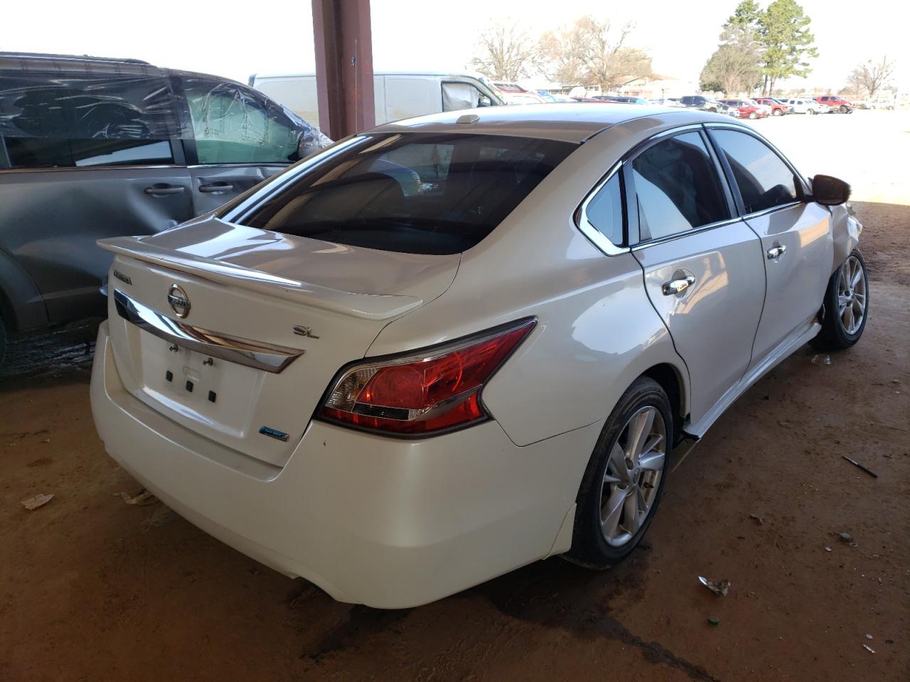 Photo 4 from auction – 2014 NISSAN ALTIMA with VIN 1N4AL3AP3EC143710