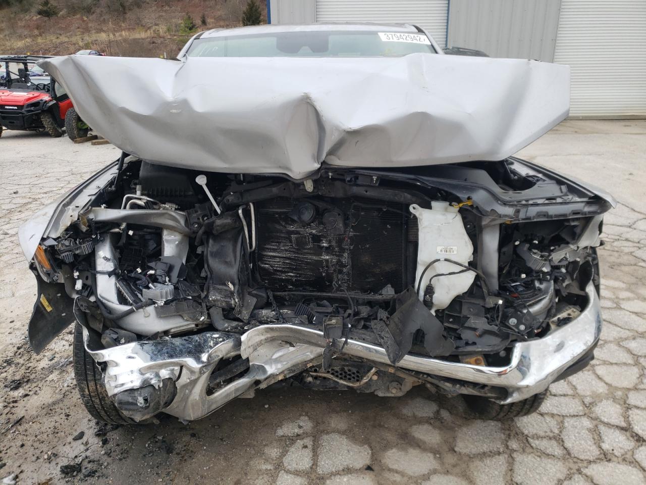 Photo 7 from auction – 2019 RAM 1500 LARAM with VIN 1C6SRFJT7KN504228