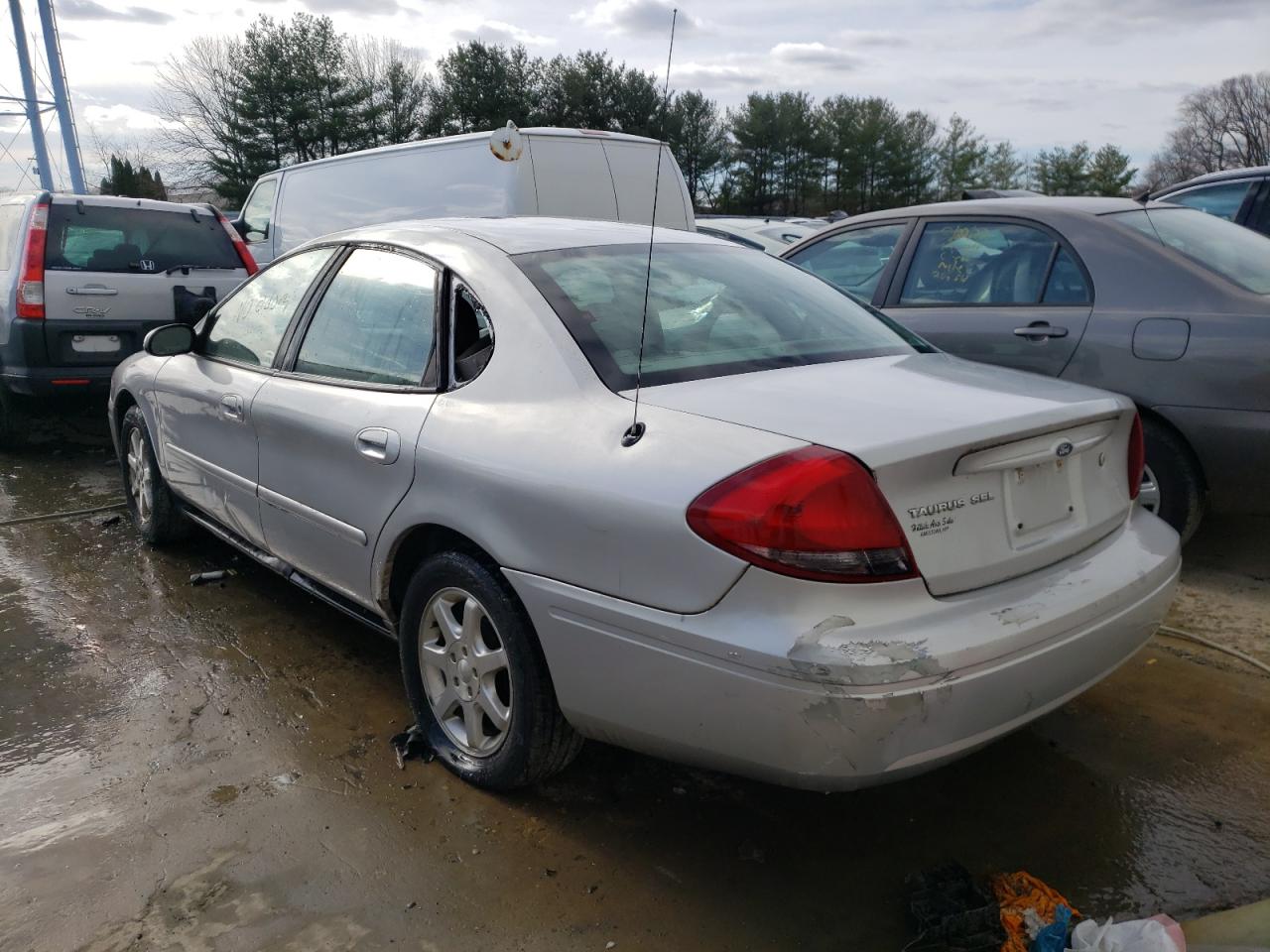 Zdjęcie 3 z aukcji – 2006 FORD TAURUS SEL z VIN 1FAFP56U46A251593
