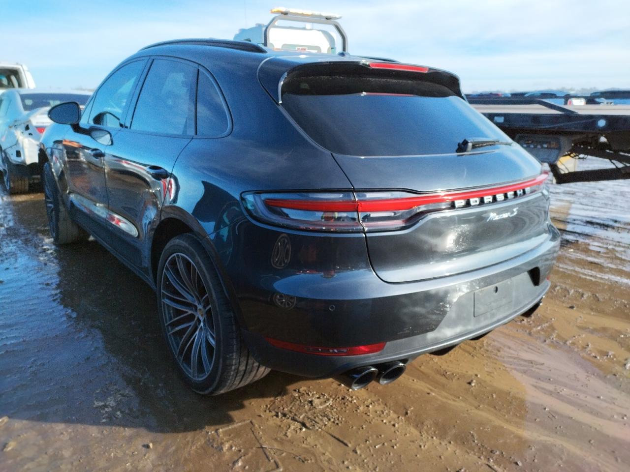 Photo 3 from auction – 2020 PORSCHE MACAN S with VIN WP1AB2A54LLB32135