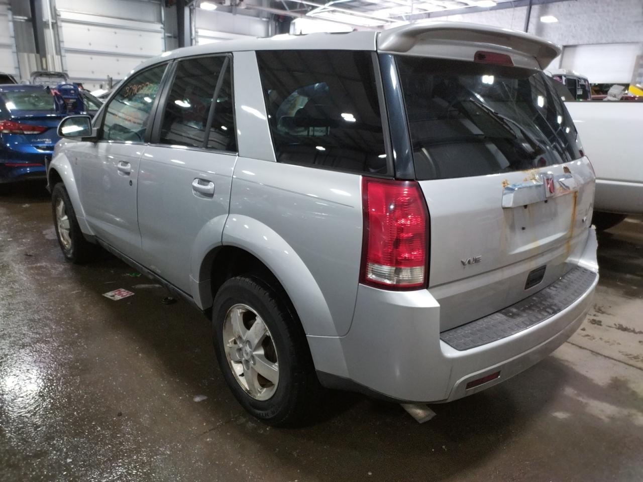 Photo 3 from auction – 2004 SATURN VUE with VIN 5GZCZ53414S879693