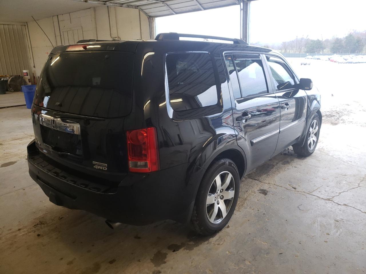 Photo 4 from auction – 2012 HONDA PILOT TOUR with VIN 5FNYF4H99CB082456