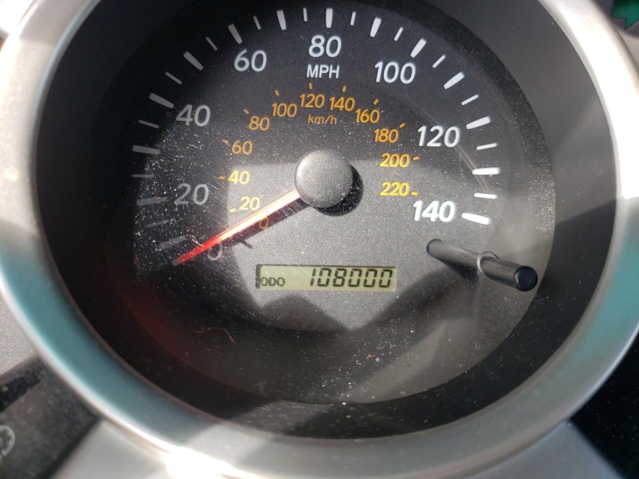 Photo 8 from auction – 2005 TOYOTA HIGHLANDER with VIN JTEEP21A650102264
