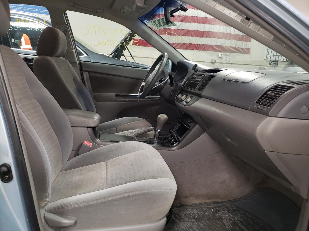 Photo 5 from auction – 2006 TOYOTA CAMRY LE with VIN 4T1BE32K76U738904