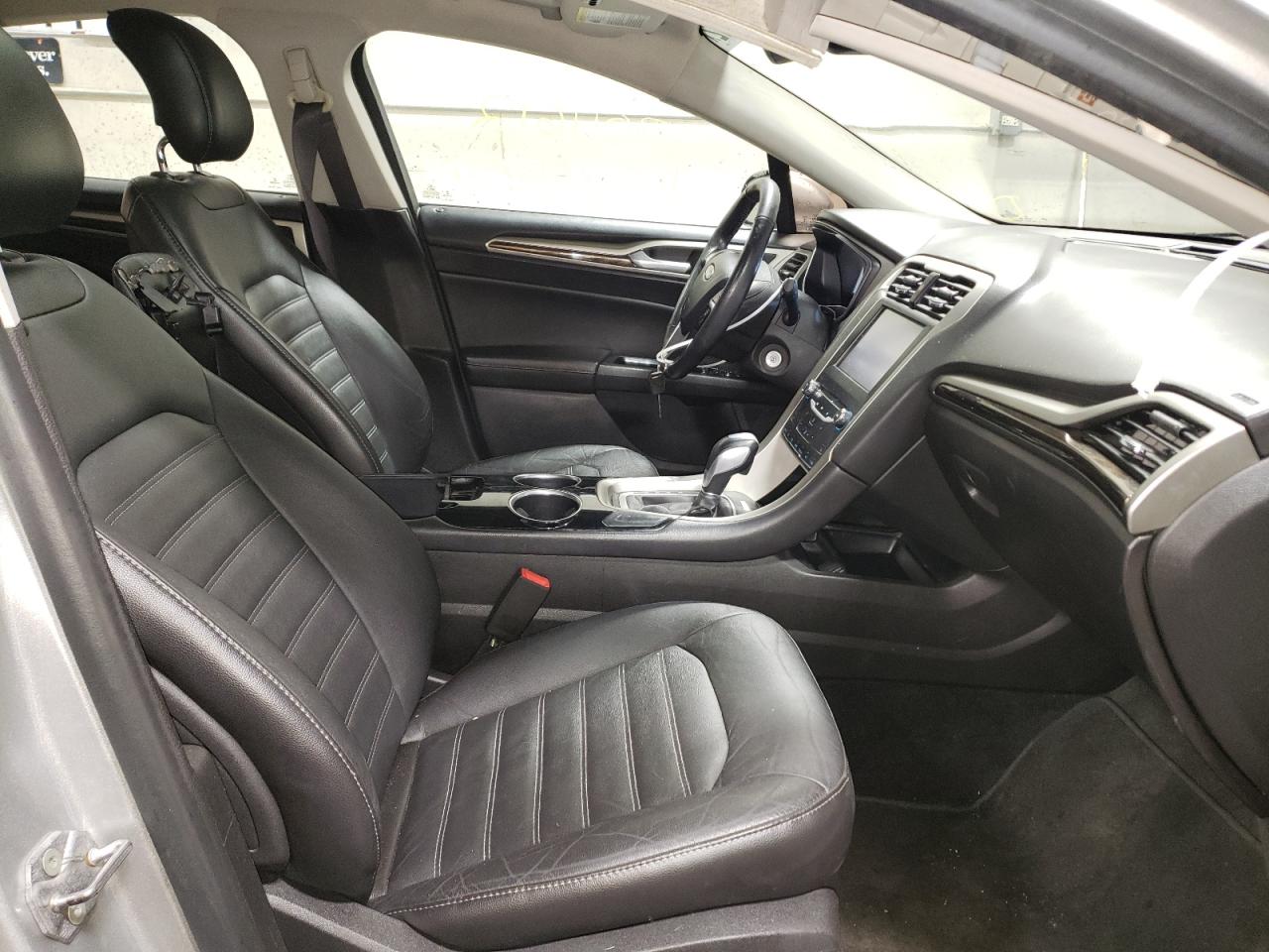 Photo 5 from auction – 2014 FORD FUSION SE with VIN 3FA6P0HD8ER140646