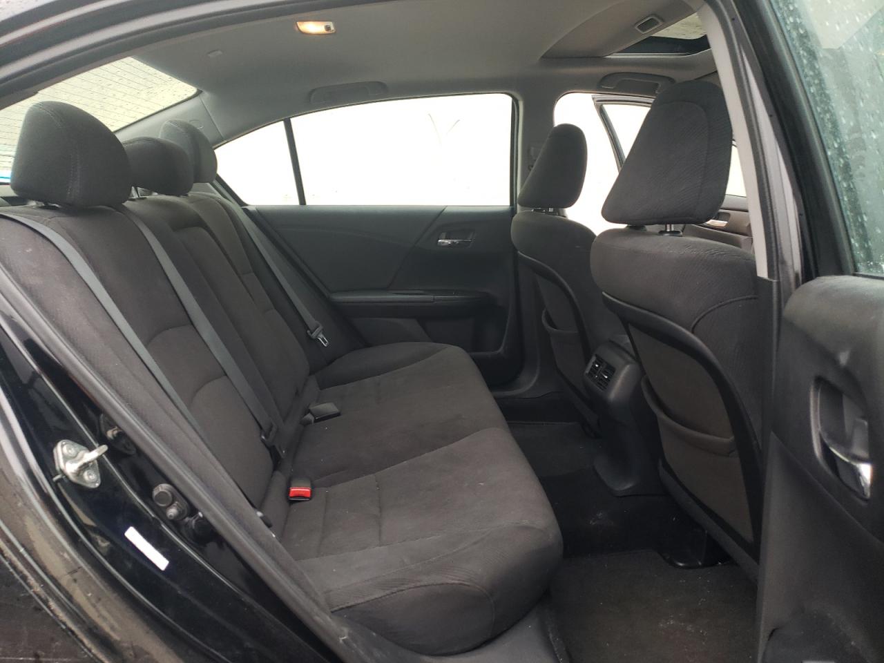 Photo 6 from auction – 2014 HONDA ACCORD EX with VIN 1HGCR2F70EA016334