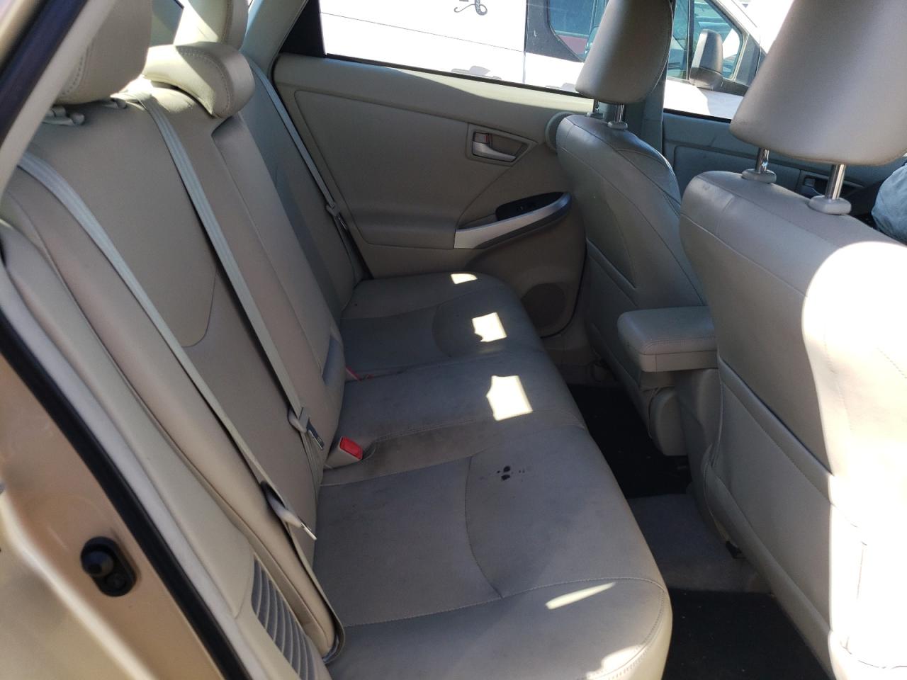 Photo 6 from auction – 2011 TOYOTA PRIUS with VIN JTDKN3DUXB1406468