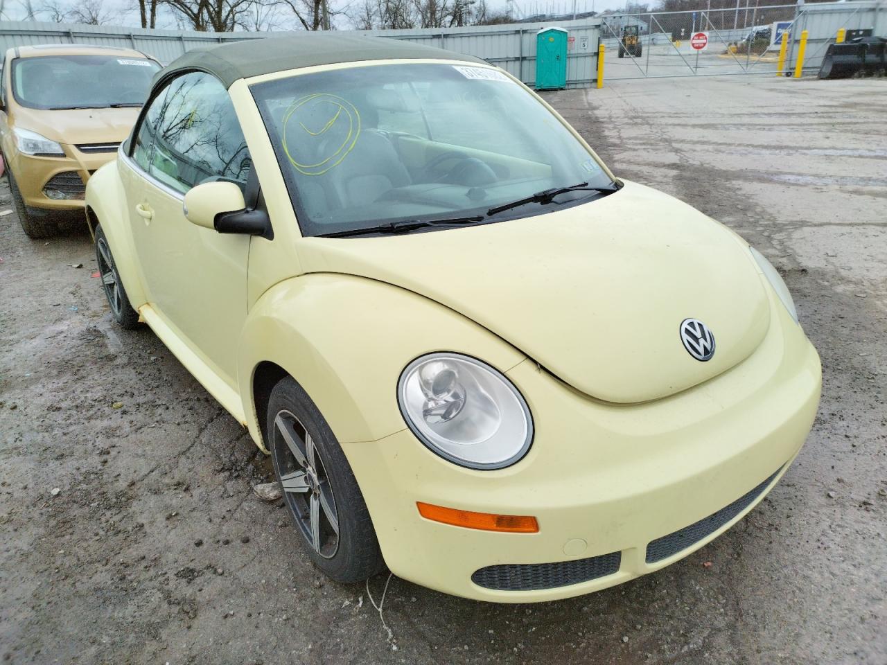Photo 1 from auction – 2006 VOLKSWAGEN NEW BEETLE with VIN 3VWPF31Y26M326663