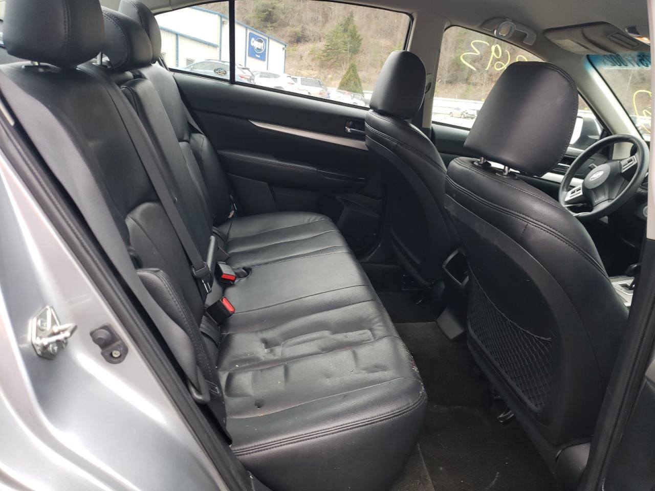 Снимка 6 от търг – 2012 SUBARU LEGACY 2.5 с VIN 4S3BMBA67C3028151