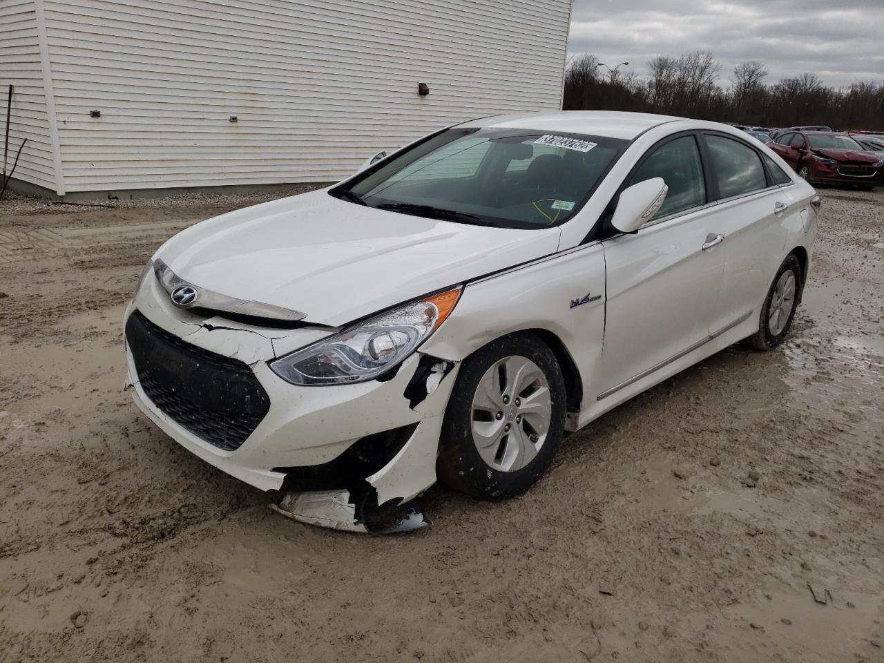 Photo 2 from auction – 2014 HYUNDAI SONATA HYB with VIN KMHEC4A45EA117818